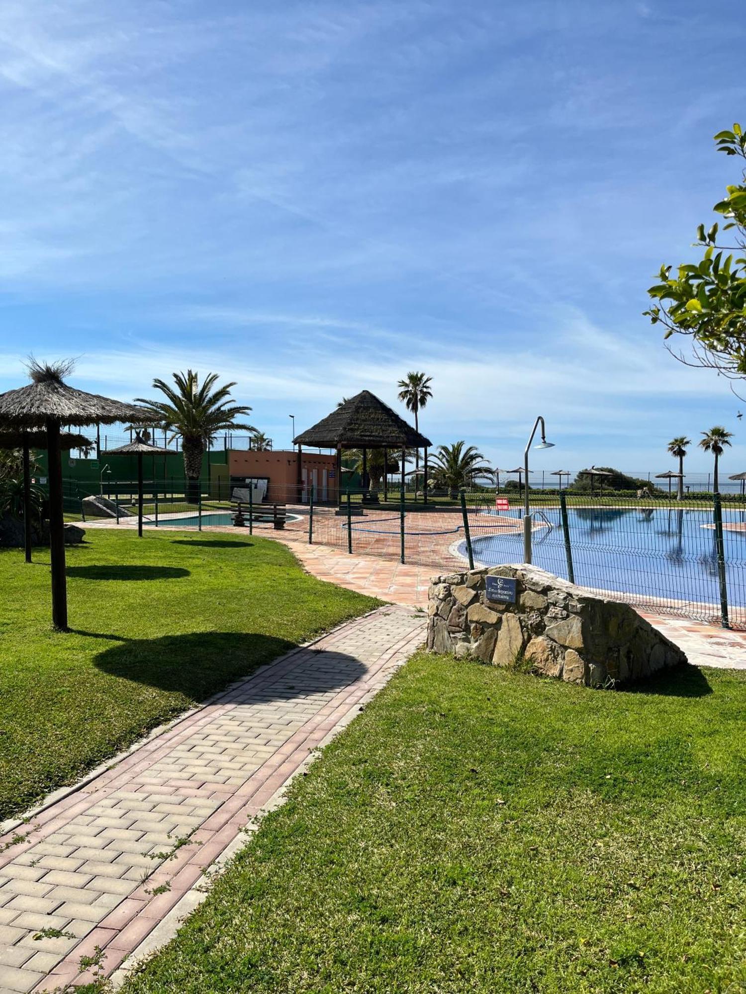 Comodo apartamento en Bahia de la Plata Zahara de los Atunes Exterior foto